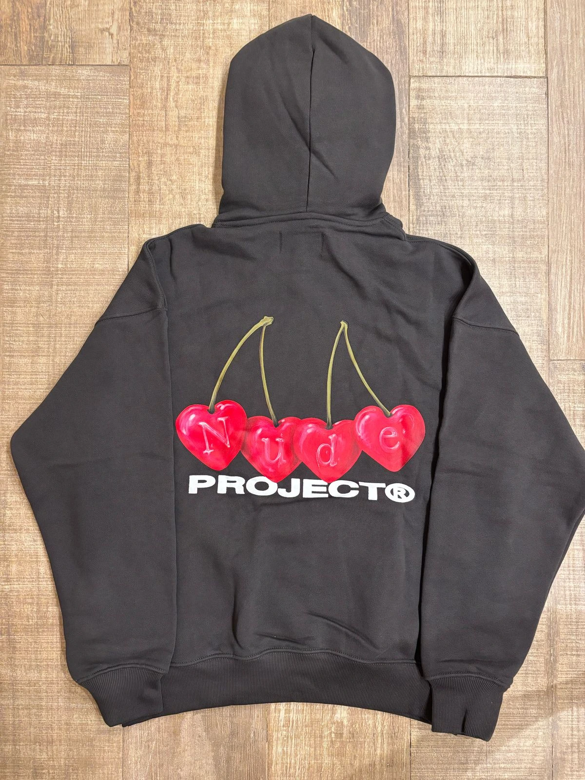 Imagen del producto CHERRY HOODIE ASH 🍒🔥  ( L )