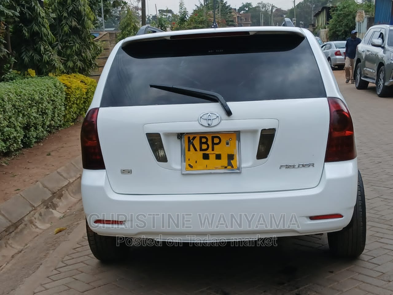 TOYOTA COROLLA FIELDER 2