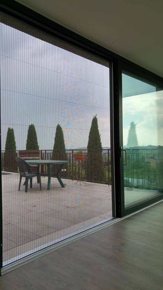 Pleated Insect Screens for Terraces and Gazebos thumbnail 4