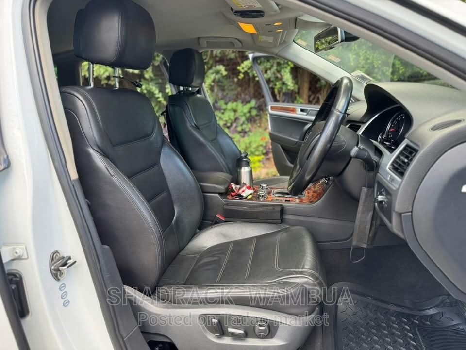 Volkswagen Touareg 4