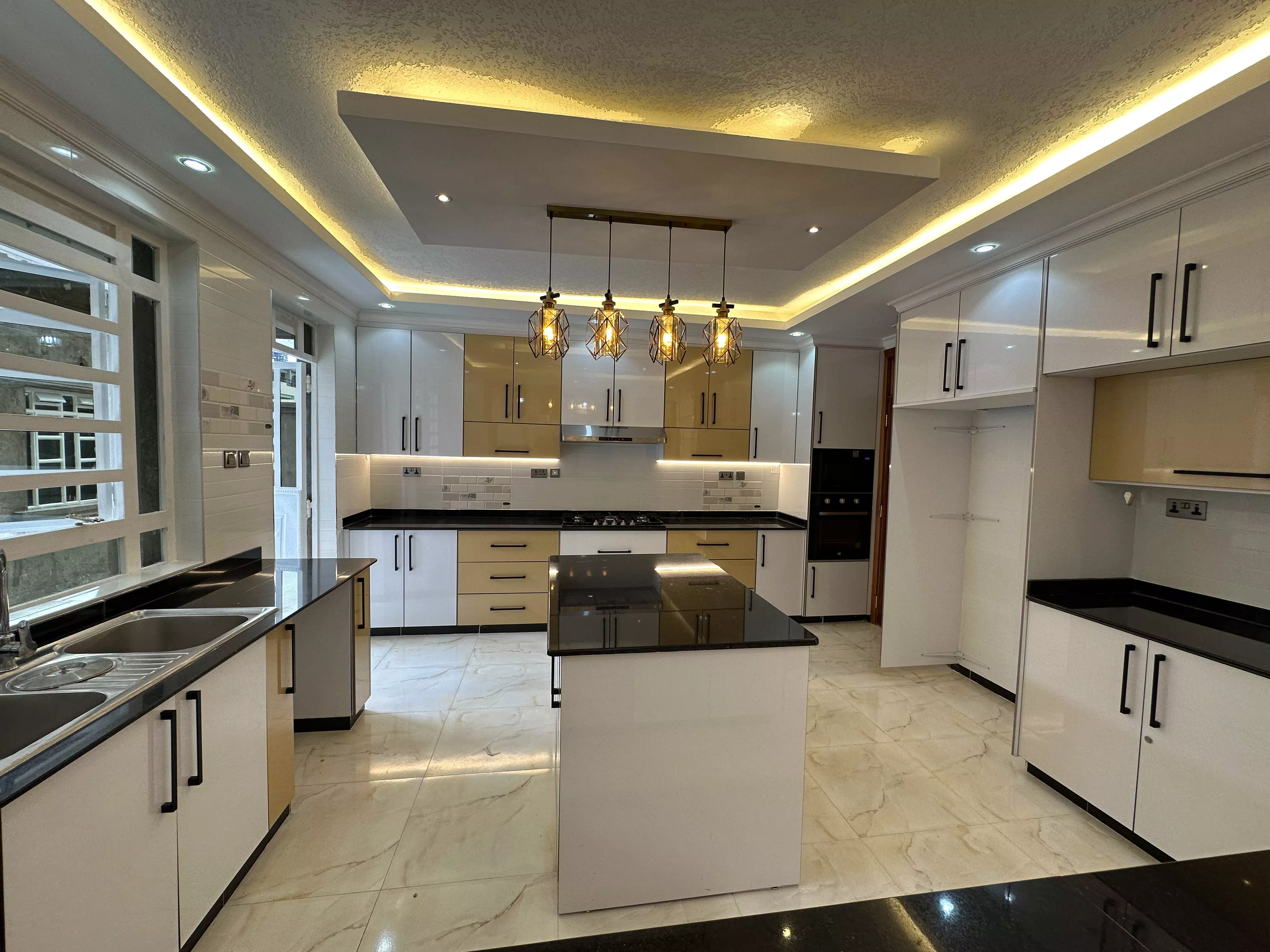 Kenyatta Road Residence Gallery Image 7