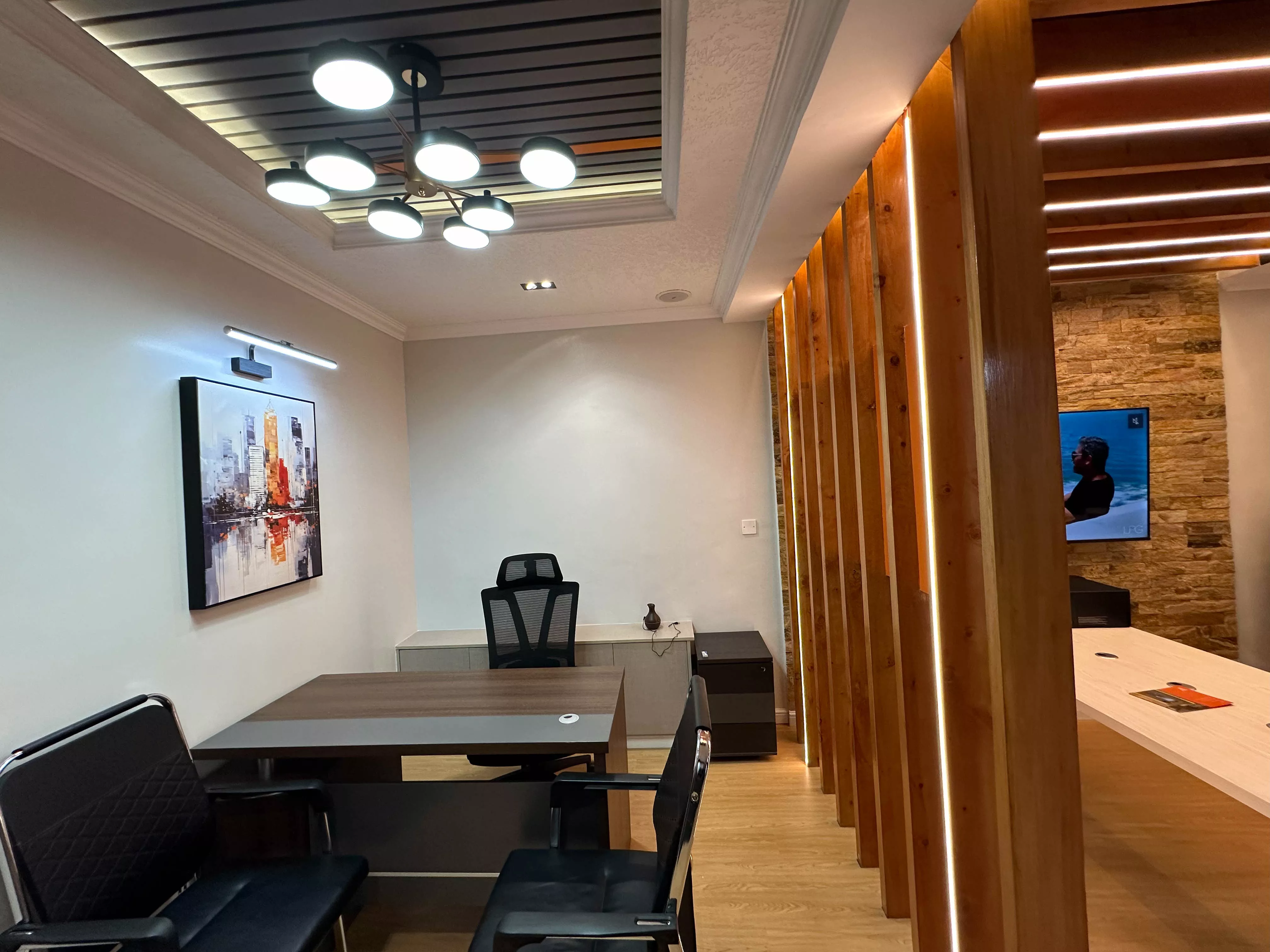 One Qareh Office Gallery Image 18