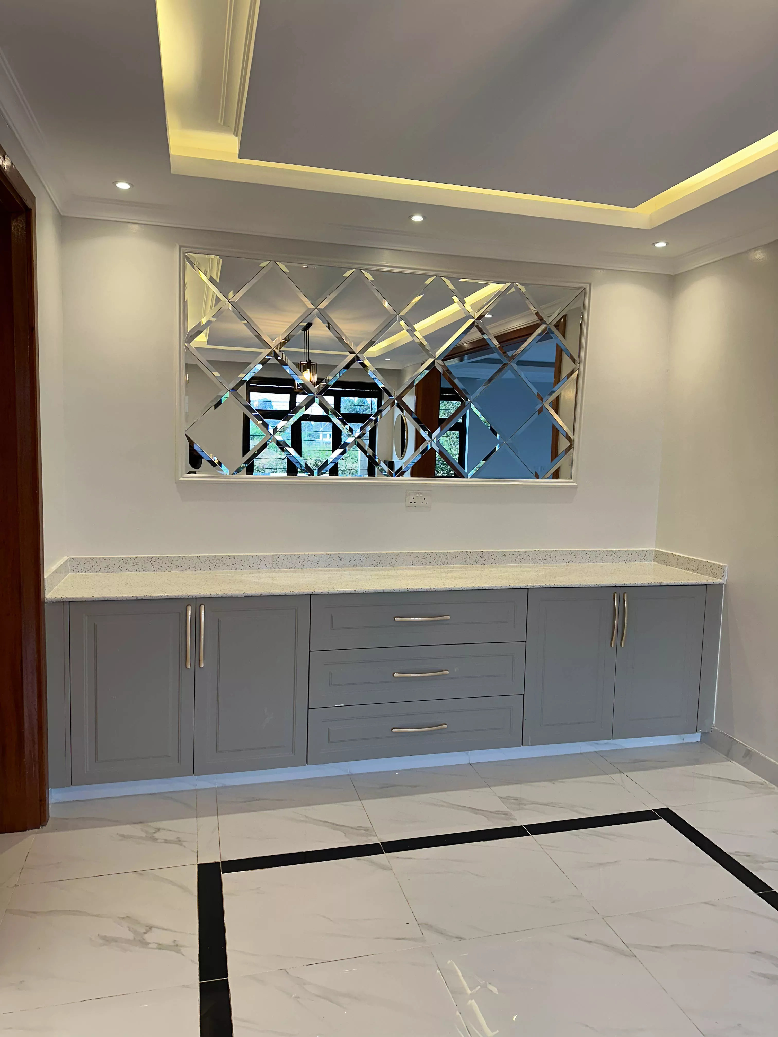 Plainsview Residence