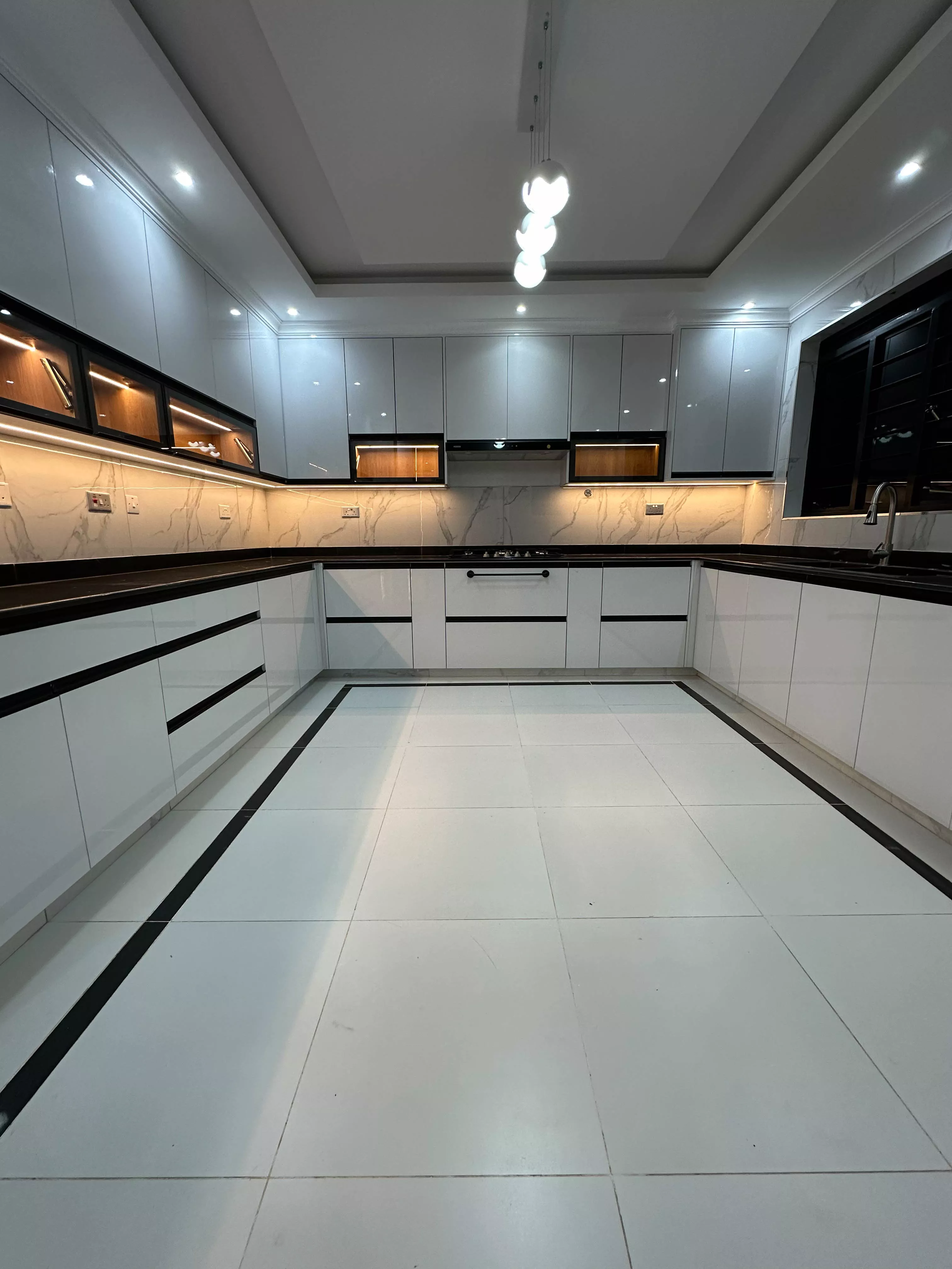 Plainsview Residence Gallery Image 27