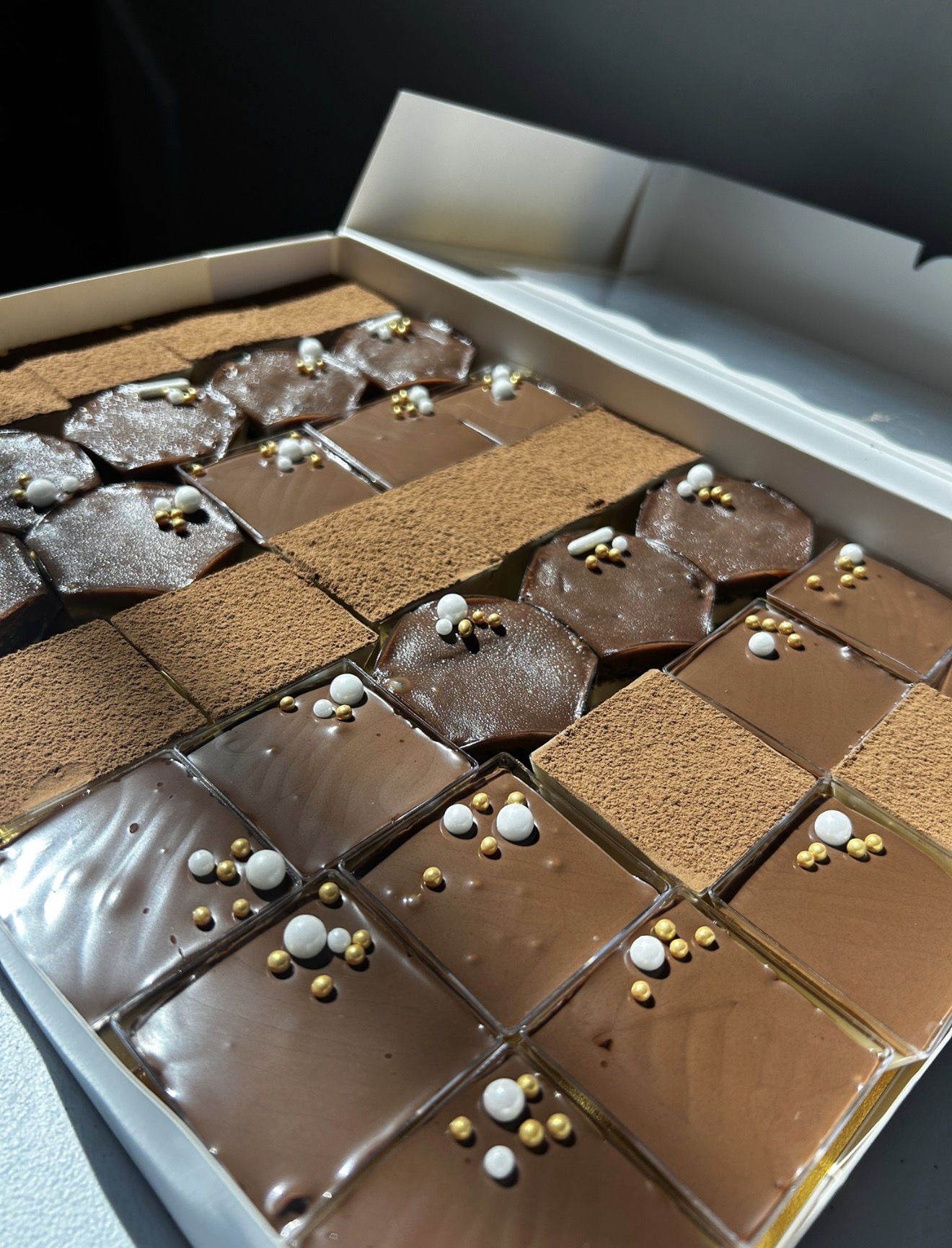 Box Mixta de Mini Postres en Cups