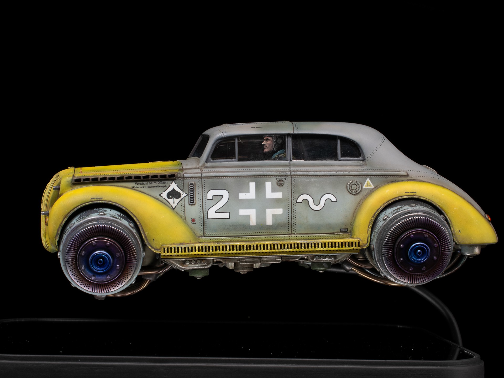 1:35 · "Opel Rasiermesser" (Straight Razor). Flying car in dieselpunk — фото 8 из 10
