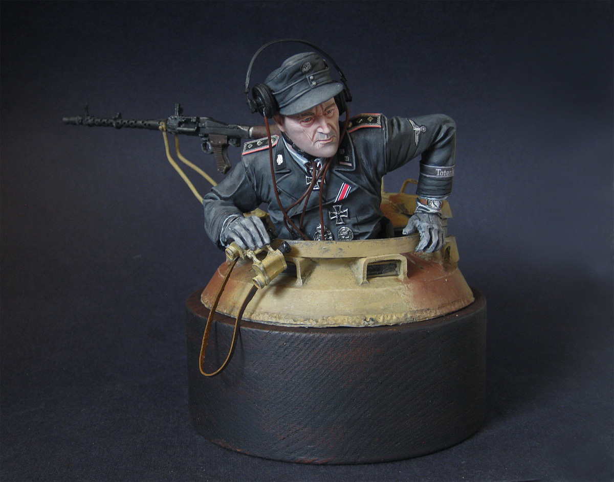 Pegaso Models · 1:10 · Командир танка WSS — фото 6 из 6