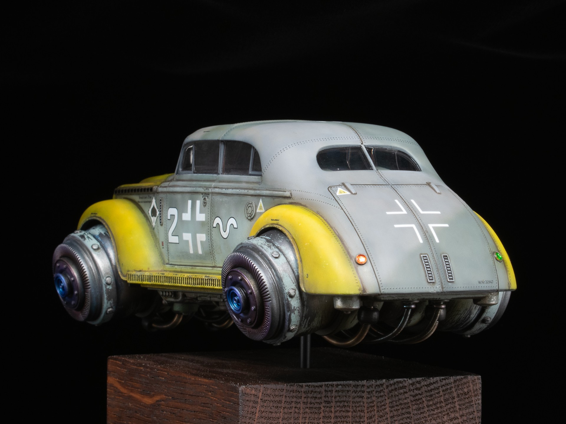 1:35 · "Opel Rasiermesser" (Straight Razor). Flying car in dieselpunk — фото 10 из 10