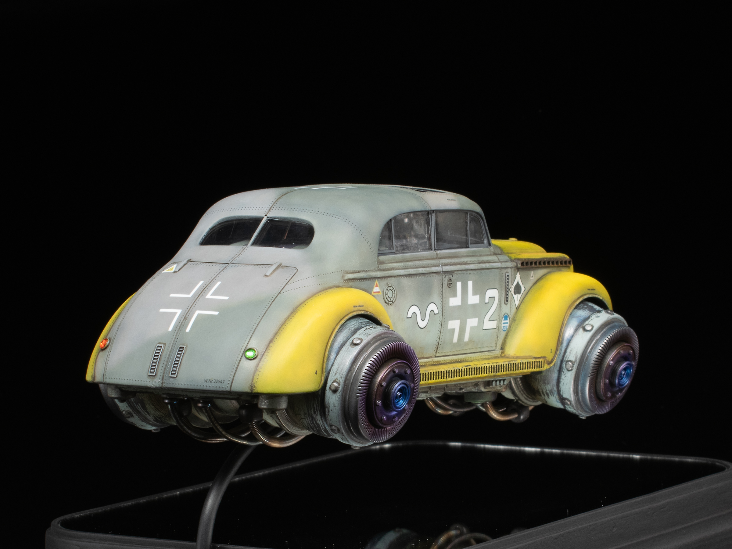 1:35 · "Opel Rasiermesser" (Straight Razor). Flying car in dieselpunk — фото 5 из 10