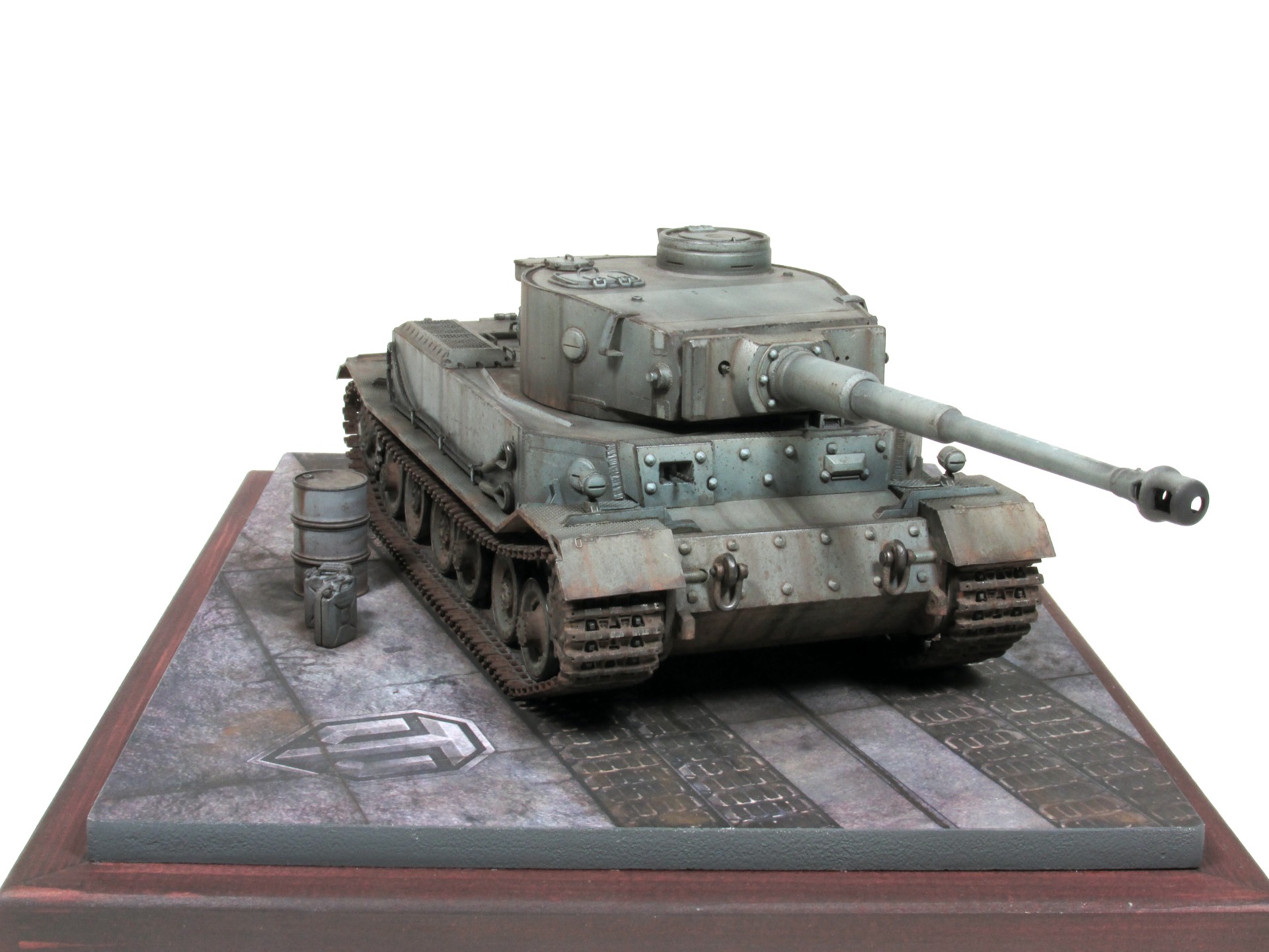 1:35 · PzKpfw VI Tiger (P) — фото 2 из 10