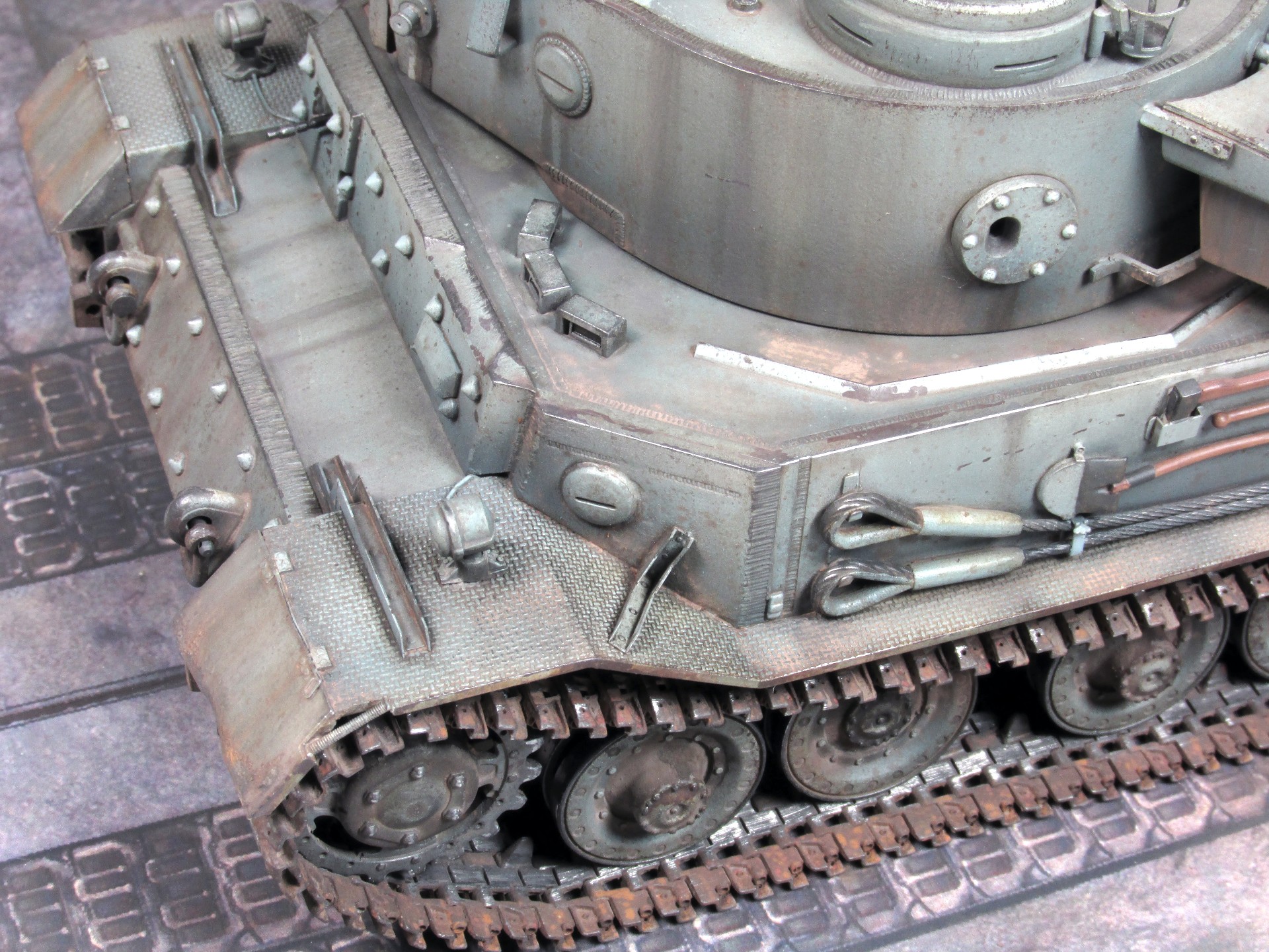 1:35 · PzKpfw VI Tiger (P) — фото 9 из 10