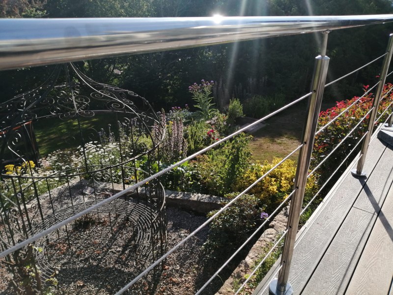 Rear decking and balcony detail