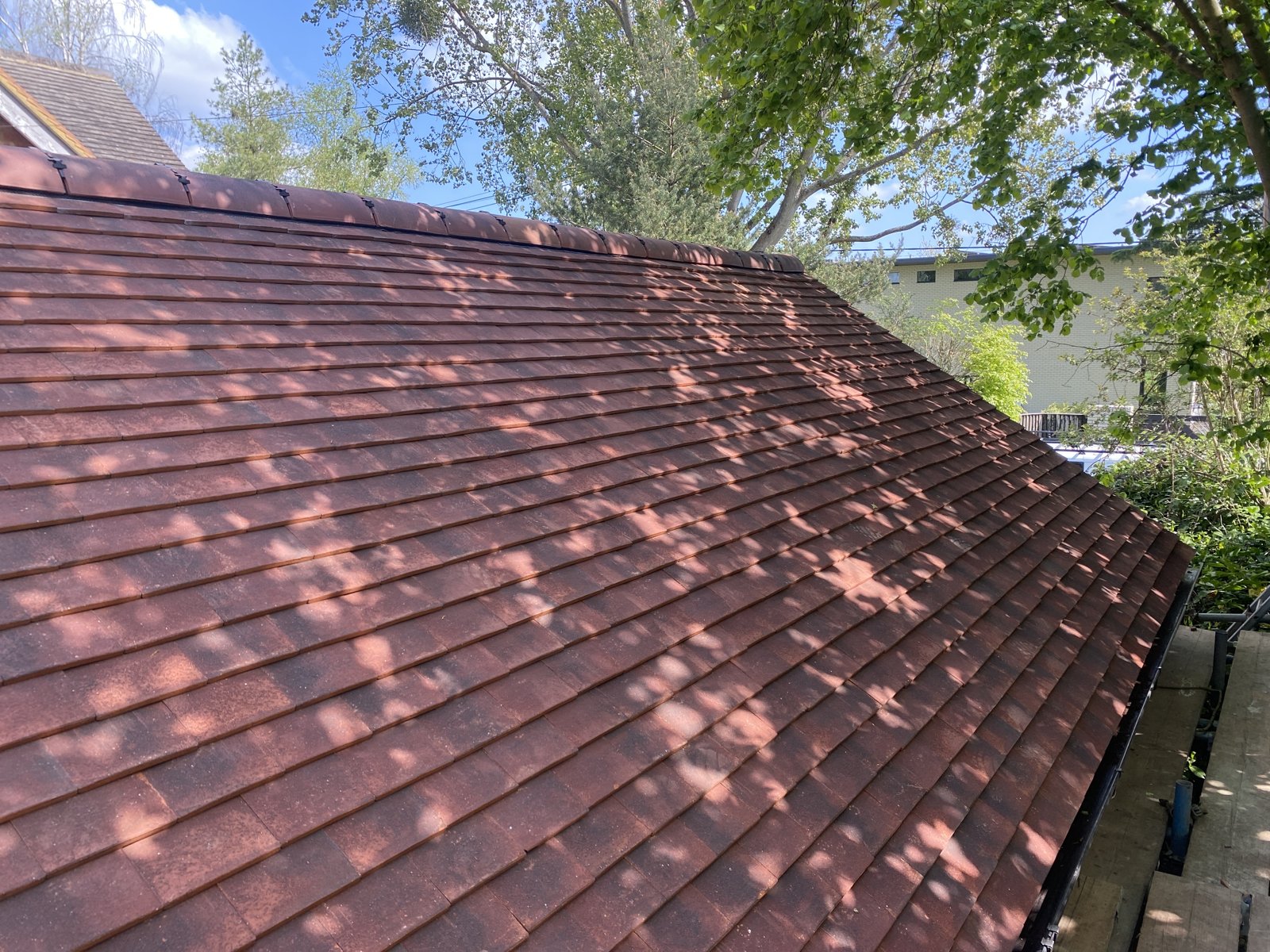 Sovereign Roofing Ltd, finished red tile roof, Camberley and Surrey