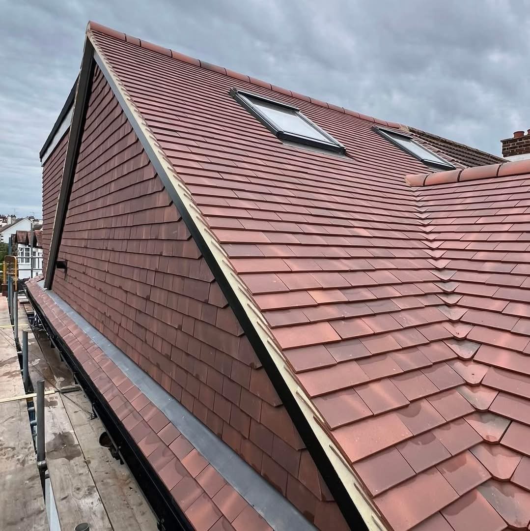 Sovereign Roofing Ltd, finished tile roof, Camberley and Surrey