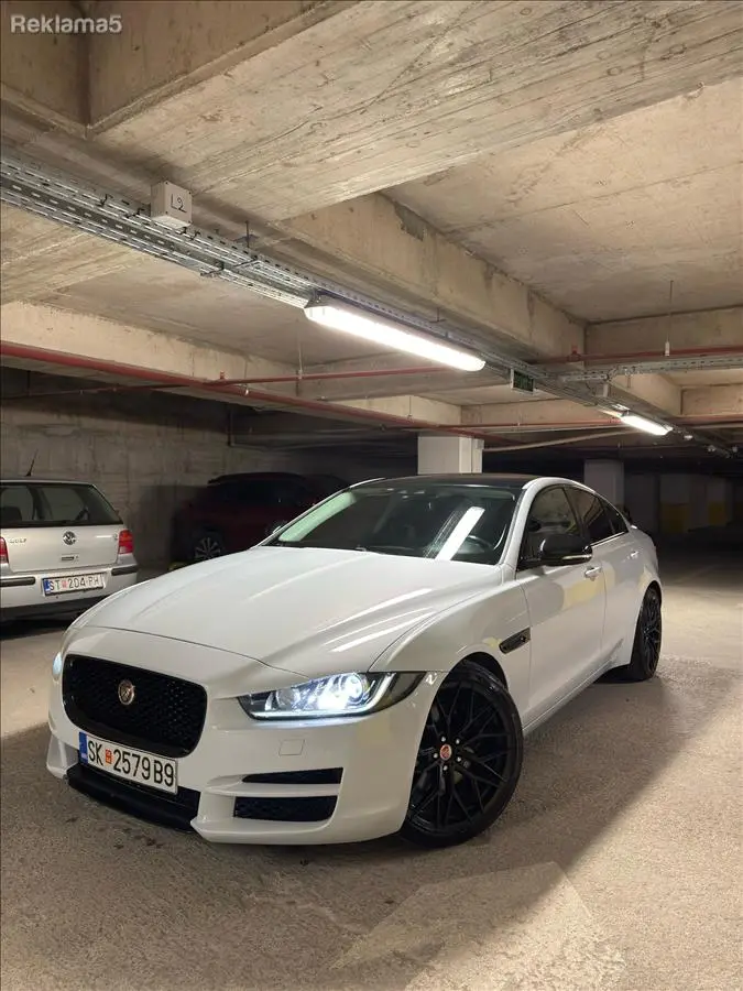 JAGUAR XE 2015