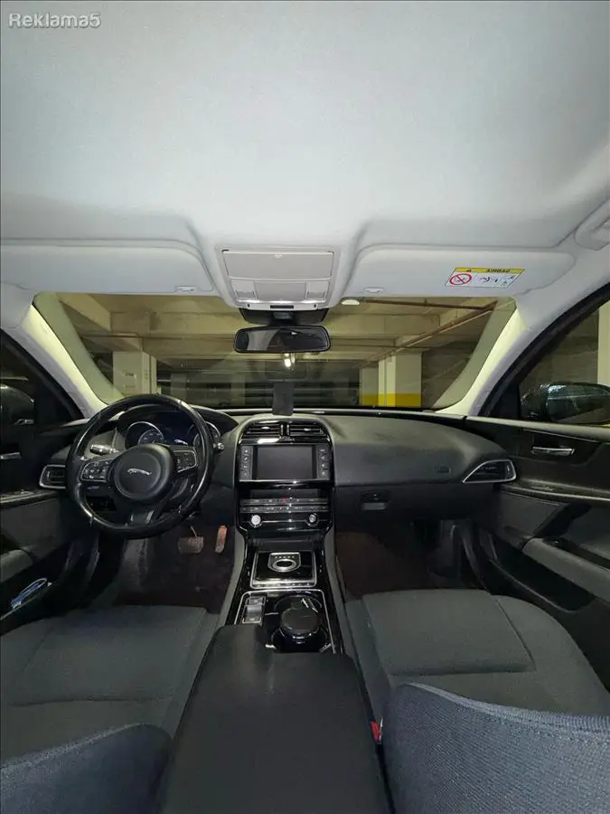 JAGUAR XE 2015