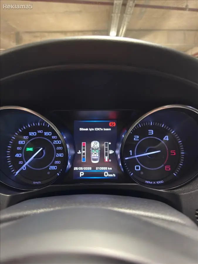 JAGUAR XE 2015