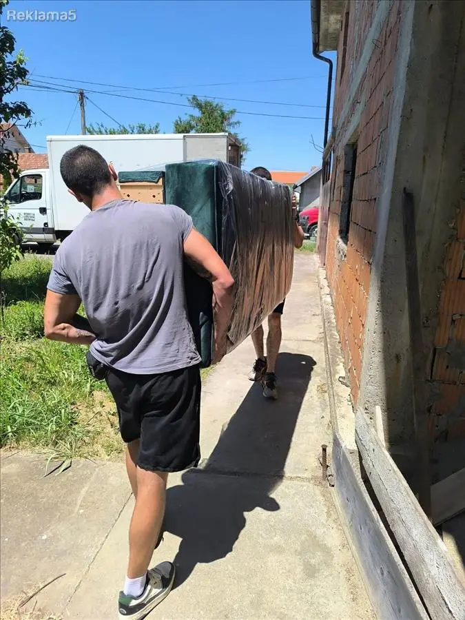 VRSIME MONTAZA I DEMONTAZA NA MEBEL