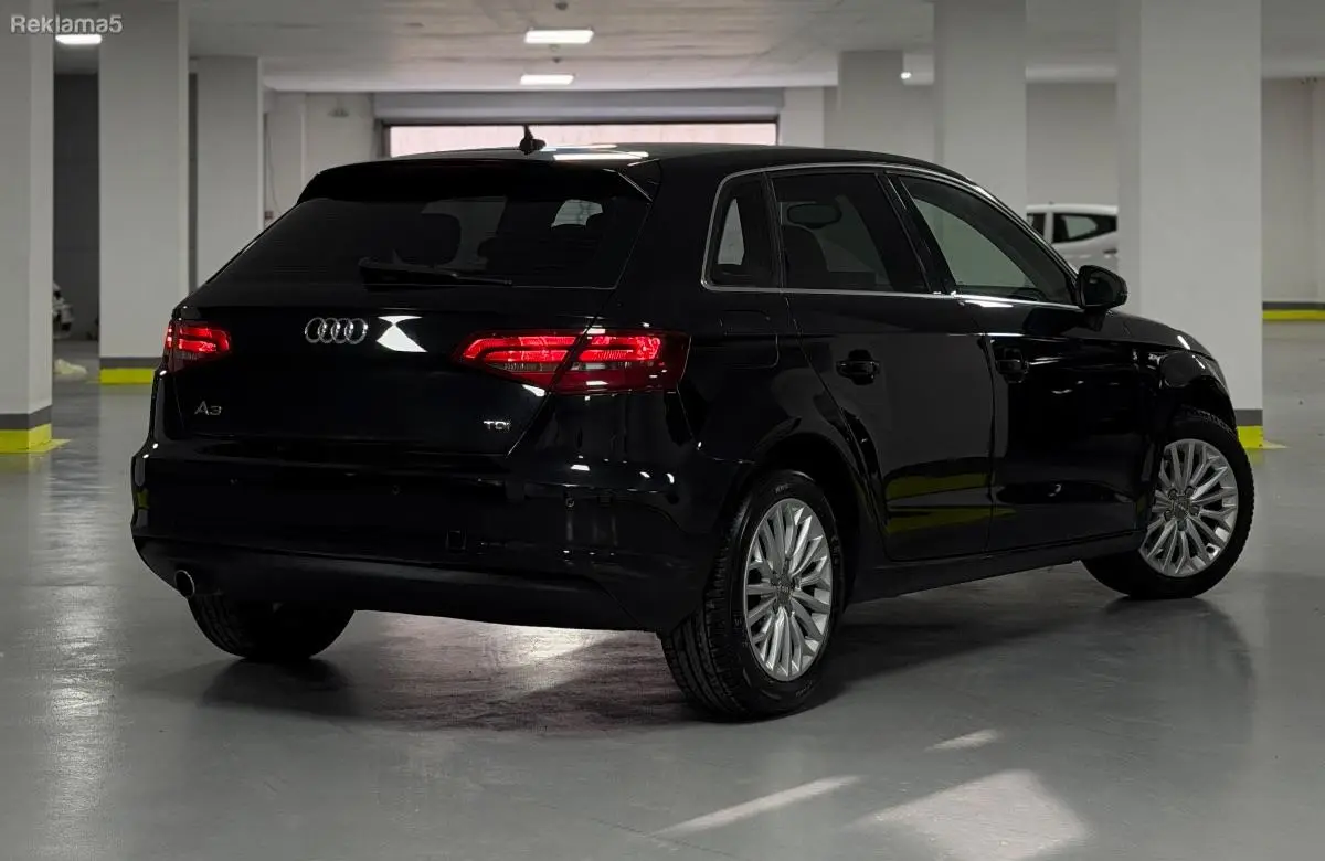 Audi A3 Sportback 1.6TDI S-Tronic 2014-Godina
