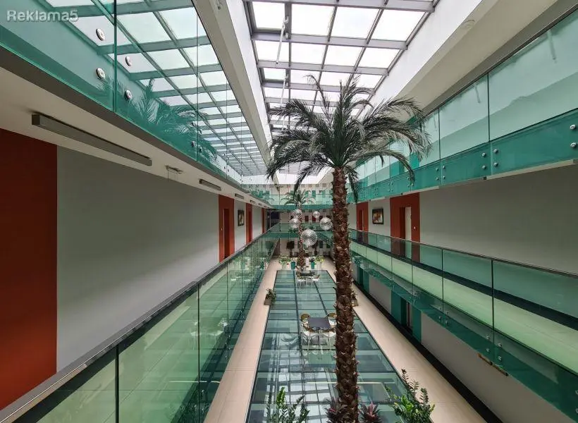 Se izdava celosno namesten stan vo Capitol Mall Aerodrom