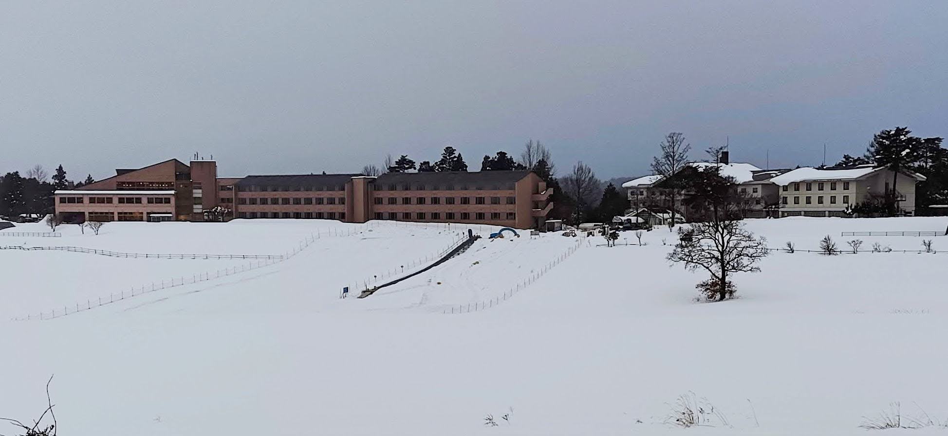 Kamihiruzen (上蒜山スキー場)