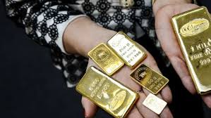How much gold can I carry in flights to India