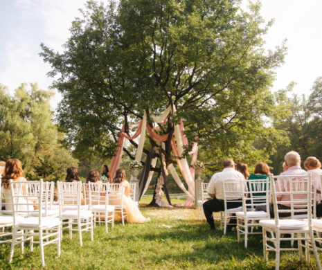Why Draper is the Ideal Destination for Your Outdoor Wedding