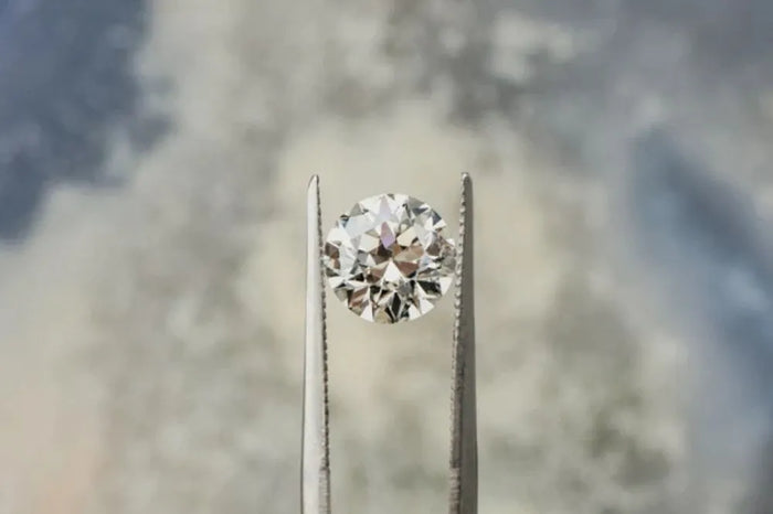 Differences Between Natural and Lab-Grown Diamonds,Simulants