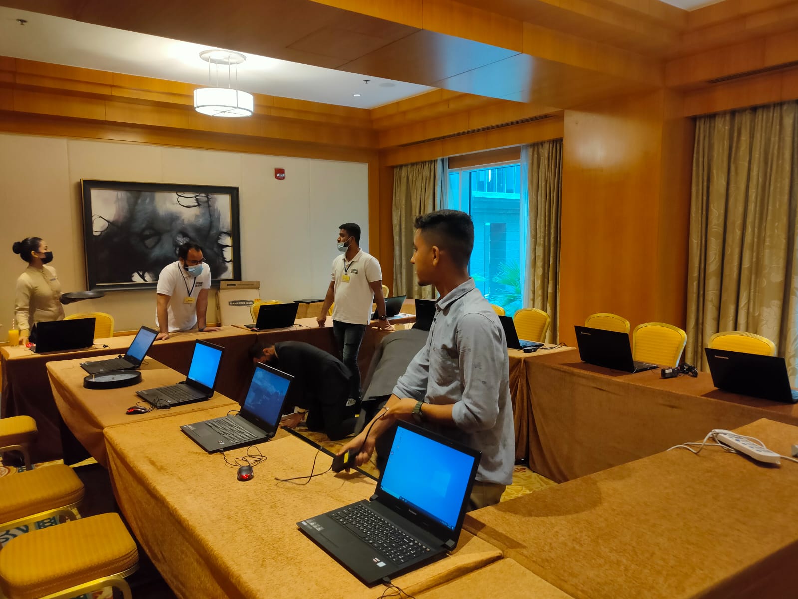 Ultralight Laptop or a Powerful Mobile Workstation?