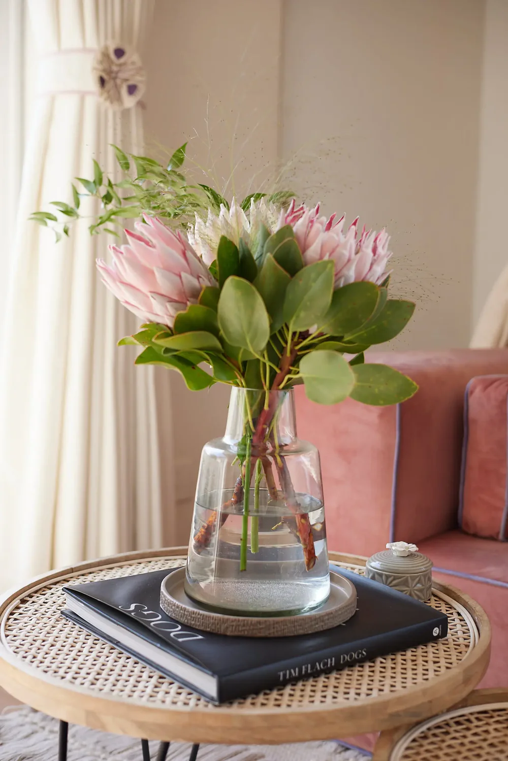 The Art of Vase: Understanding Different Flower Vase Types