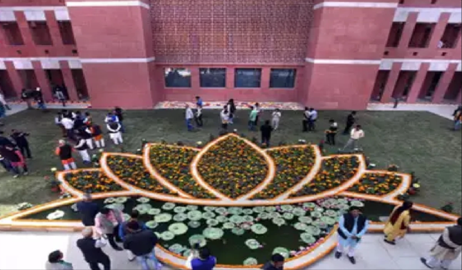 What big preparations is BJP making? PM Modi will meet the workers at the party headquarters.