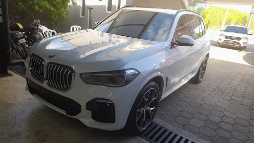 Alquiler de coches baratos Aeropuerto de Santo Domingo | adonisrentacar.com