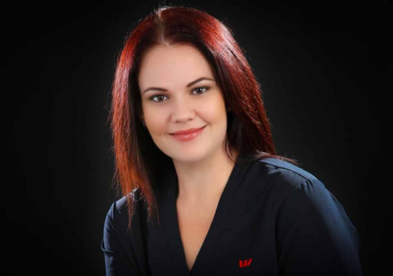 Corporate Headshots Near Me | Paulphotos.com.au