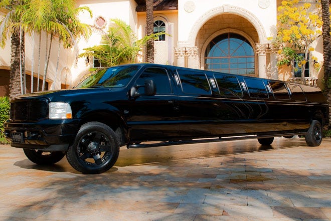 Limo Service in Toronto Canada That Makes Every Ride Special