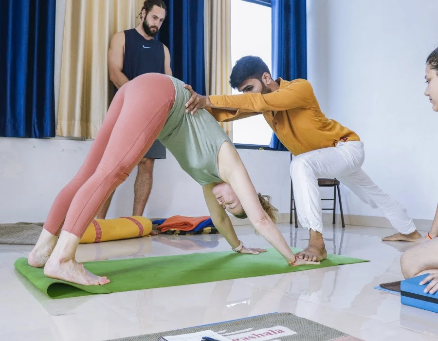 300 Hour Yoga TTC in Rishikesh 