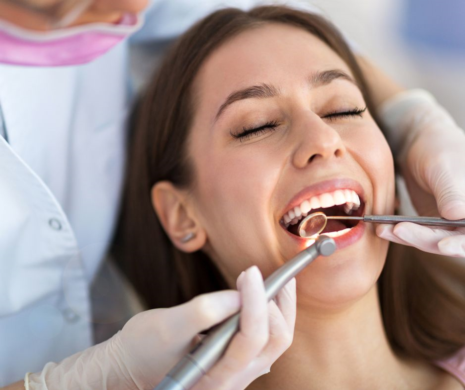 How to Choose the Best Cosmetic Dentist: A Comprehensive Guide