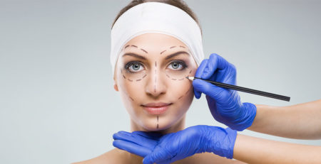 Best cosmetic surgeon in Delhi - Dr Rajat Gupta