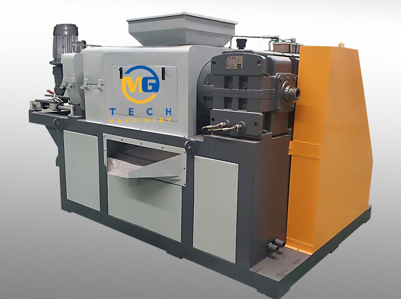 Revolutionizing Plastic Recycling with Advanced Machinery