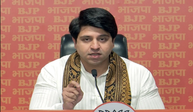 Kharge told Rahul Gandhi about his choice for the post of PM, took a jibe at BJP, did he ask Mamata 