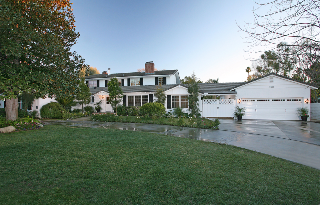 Karen Kikalo, Realtor