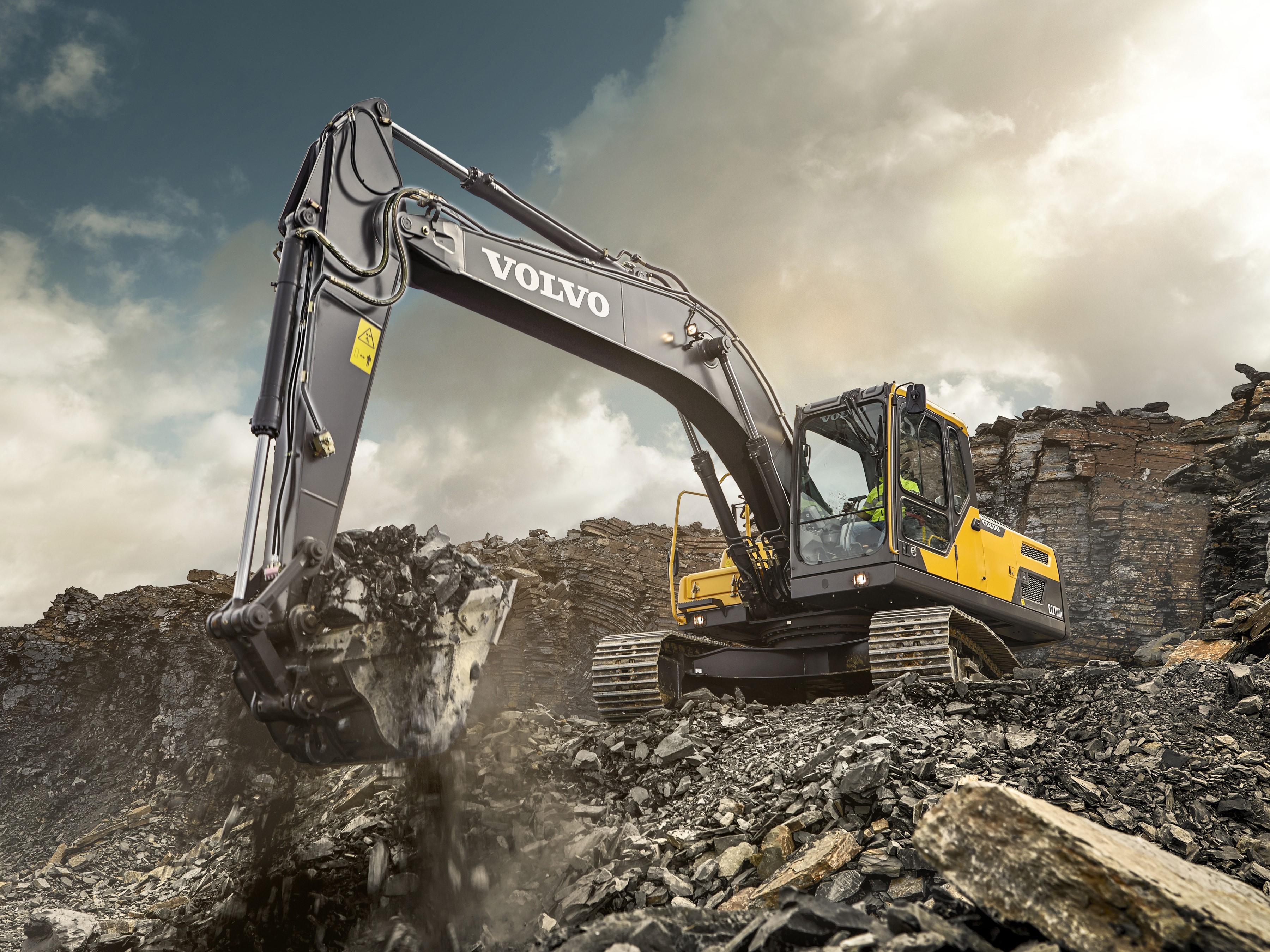 Pal Infra | Crawler Excavators, Road Excavators