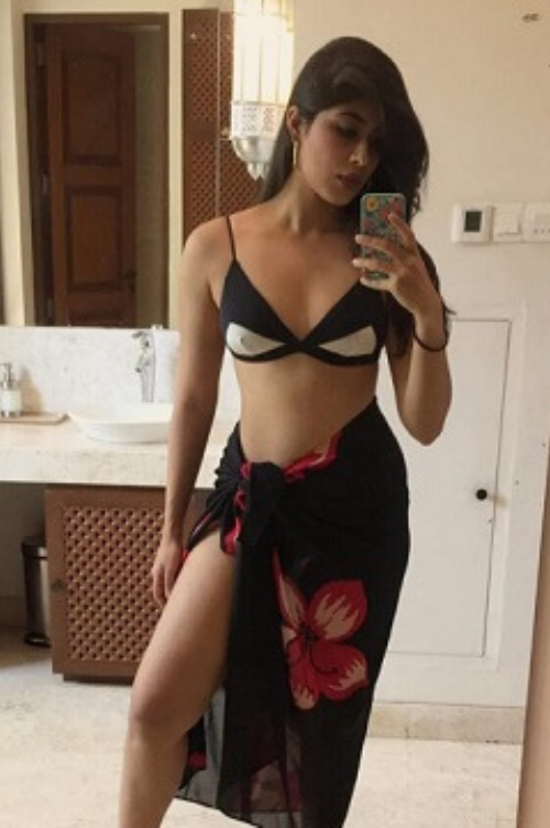 Russian Escort Call Girl in Mahipalpur