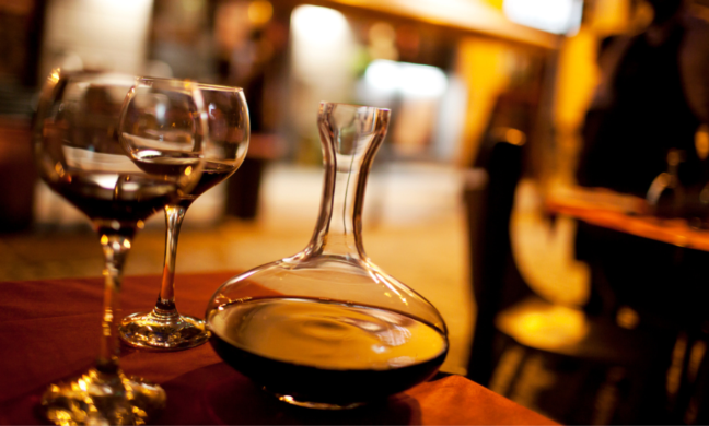 Elevate Your Wine Experience: A Guide to the Le Chateau Wine Decanter