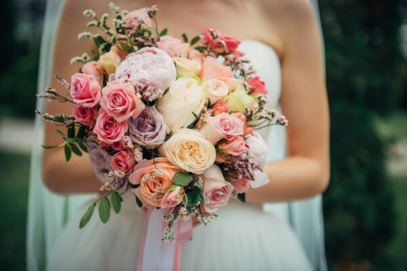 Forever Memories: The Allure of the Wood Bridal Bouquet