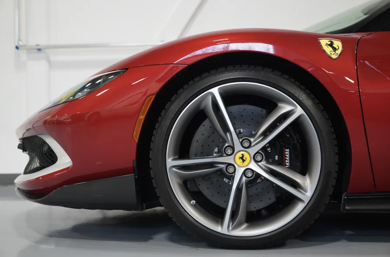 2023 Ferrari 296 GTS