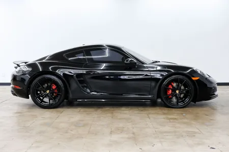 2018 Porsche 718 Cayman GTS 