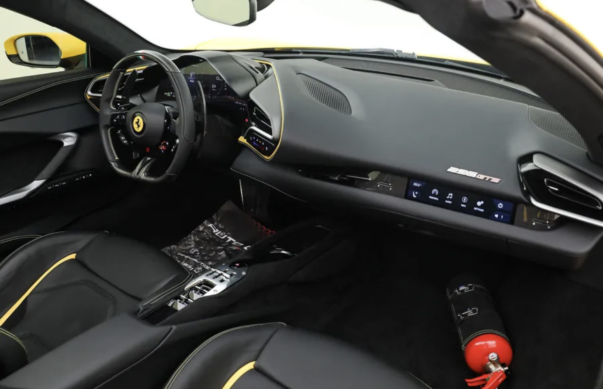 2025 Ferrari 296 GTS