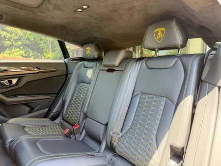 2021 Lamborghini Urus Sport Utility 4D 
