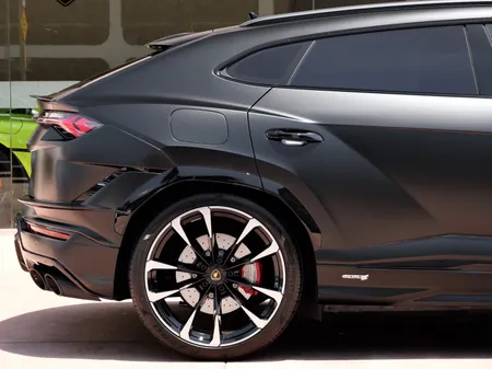 2023 Lamborghini Urus 