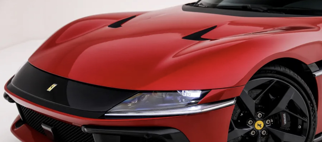 2025 Ferrari 12 Cilindri RWD